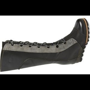 Sorel “Cate The Great” waterproof boots size 8